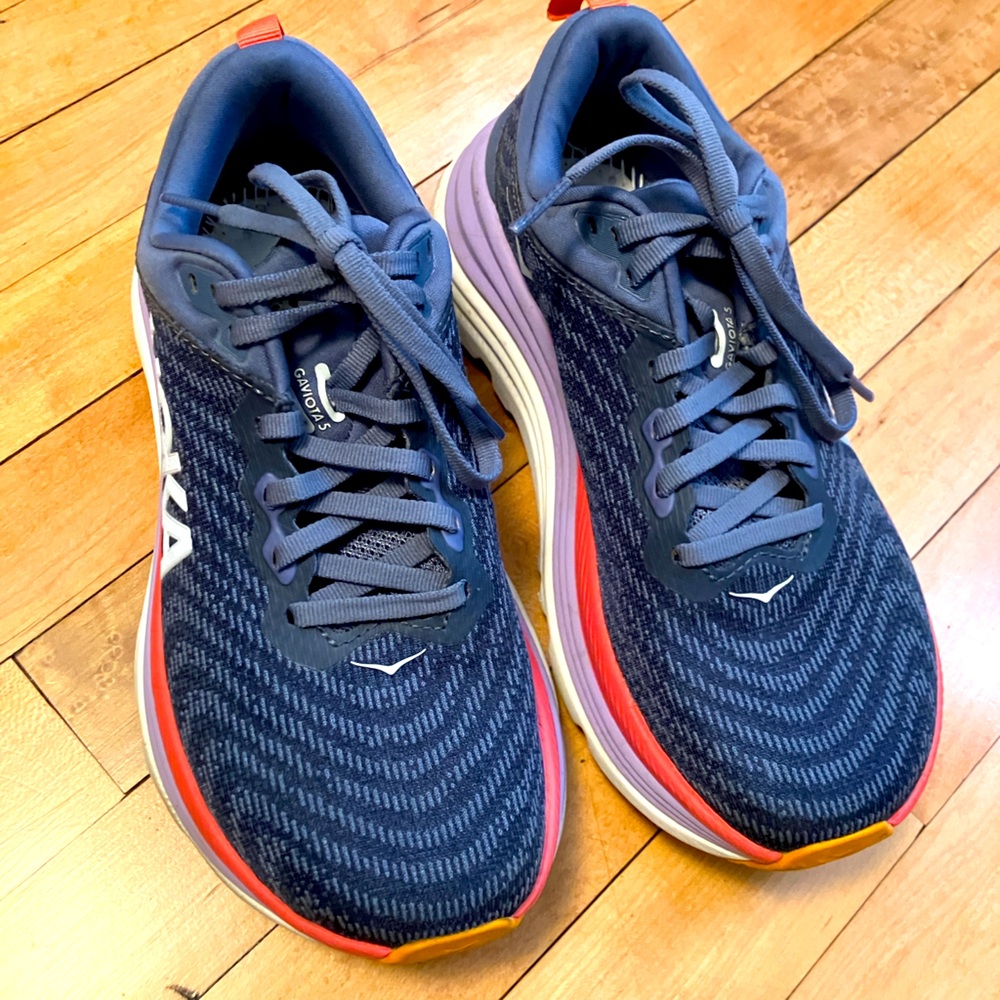 Hoka Gaviota 5 size 6.5 Anchor Grapefruit